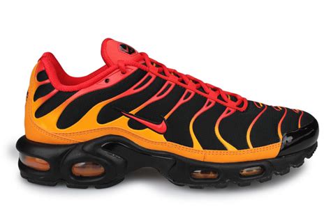 best orange nike tns.